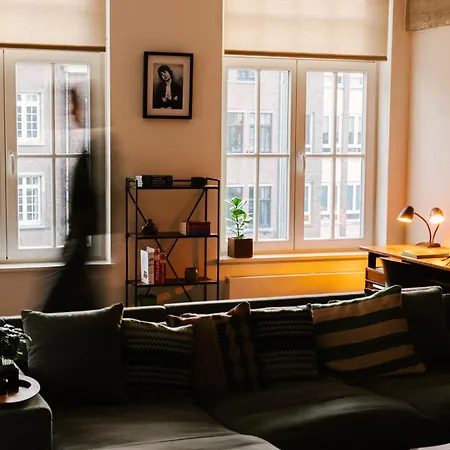 A Place - Boutique & Flats - Leeuwenstraat 20 アパート